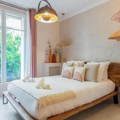 Pink & Wood cocoon