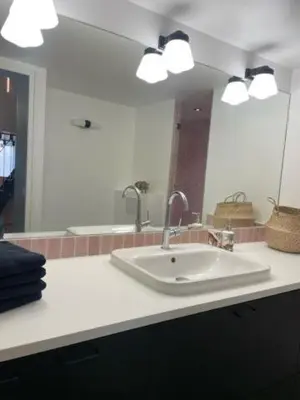 Salle de bains dans l'établissement Appartement Atypique Au Pied Du Sacré Cœur