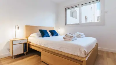 Un ou plusieurs lits dans un hébergement de l'établissement Beautiful Appt -1BR-4P- Porte d'Auteuil-Boulogne