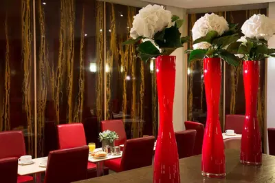 Coin salon dans l'établissement HOTEL DU PRINTEMPS