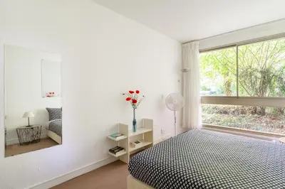 Un ou plusieurs lits dans un hébergement de l'établissement Luxury Living in Saint Germain