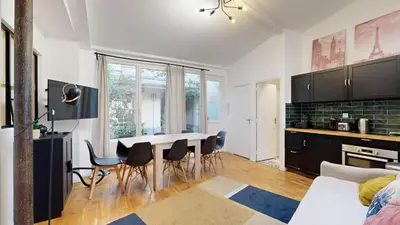 Cuisine ou kitchenette dans l'établissement 205-Suite Villa Valmy