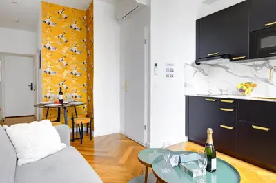 Cuisine ou kitchenette dans l'établissement 210 Suite Chanel - Superb apartment in Paris