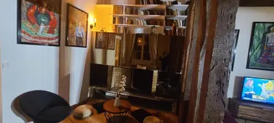 Télévision ou salle de divertissement dans l'établissement High Stay Saint Germain de Pres Paris 6