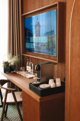 Télévision ou salle de divertissement dans l'établissement Hôtel Villa Madame - Saint-Germain-des-Prés