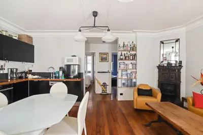 Cuisine ou kitchenette dans l'établissement Appartement Duhesme - Welkeys