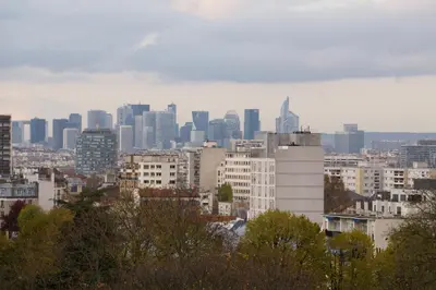 Vue générale sur Châtillon ou vue de la ville depuis l'appartement