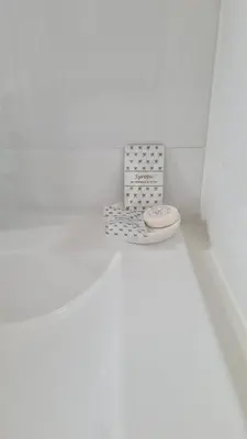Salle de bains dans l'établissement Logesty Home proche Paris et Metro