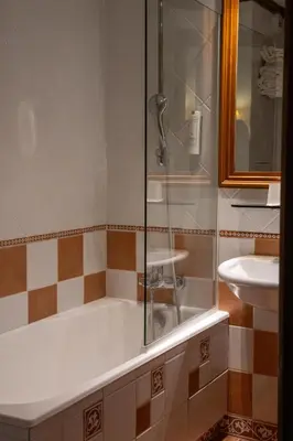 Salle de bains dans l'établissement Hotel de Fleurie - Saint-Germain-des-Pres