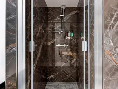 Salle de bains dans l'établissement Merveil - Luxury Suite - Louvre - Reaumur I