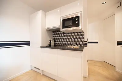 Cuisine ou kitchenette dans l'établissement MBM - Michelis