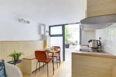 Cuisine ou kitchenette dans l'établissement 204 Suite Coco - Superb apartment in Paris