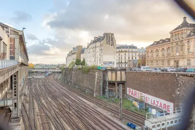 Vue générale sur Paris ou vue de la ville depuis l'appartement