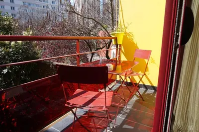 Balcon ou terrasse dans l'établissement La Maison Rouge