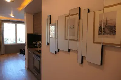 Cuisine ou kitchenette dans l'établissement Luxury Studio Daumesnil Wifi & Netflix