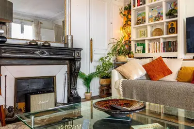 Coin salon dans l'établissement GuestReady - Superbe apt familiale dans le Marais