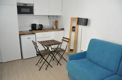 Cuisine ou kitchenette dans l'établissement Faubourg Saint Martin