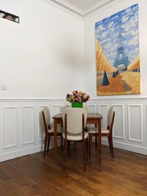 Plan de l'établissement Private acces to the all flat. Charming Parisian.