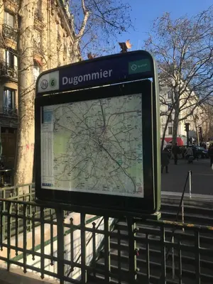 Plan de l'établissement Superbe appartement Paris/Bercy (12e) wifi&Netflix