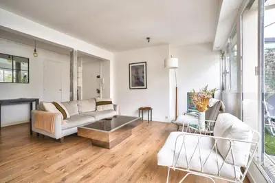 Coin salon dans l'établissement GuestReady - Apt confortable avec terrasse au 18e