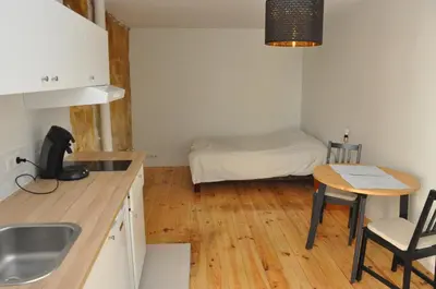 Cuisine ou kitchenette dans l'établissement Montmartre