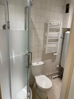 Salle de bains dans l'établissement Studio Porte de Gentilly