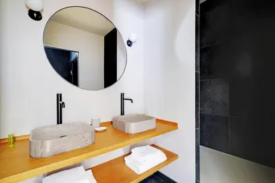Salle de bains dans l'établissement Amazing apartments - Arc de Triomphe-Champs Elysée