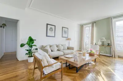 Coin salon dans l'établissement Superbe appart de 129m2, 3 ch-Neuilly 2 min Paris