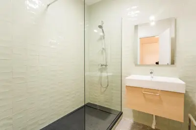 Salle de bains dans l'établissement Croissants et Confitures