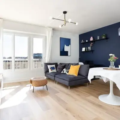 Renovated apartment metro