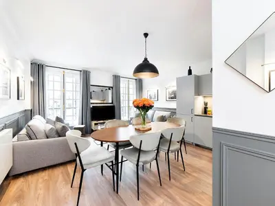 Coin salon dans l'établissement LivinParis - Luxury 2 Bedrooms Centre Pompidou