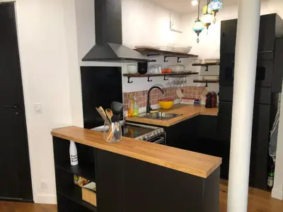 Cuisine ou kitchenette dans l'établissement PARIS SWEET DREAM