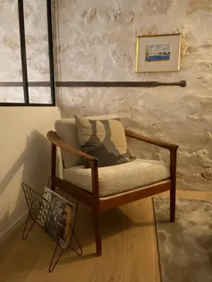 Coin salon dans l'établissement DLM Paris