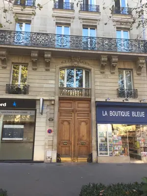 Façade ou entrée de l'établissement cosy rare 2 bedroom apartment around a private garden
