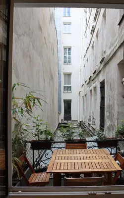 Plan de l'établissement Superbe T3 Terrasse Coeur de Paris historique