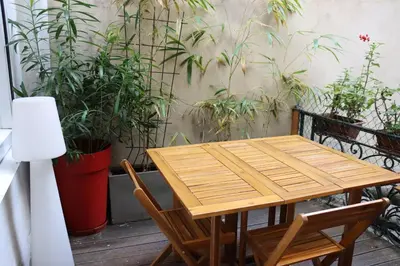 Plan de l'établissement Superbe T3 Terrasse Coeur de Paris historique