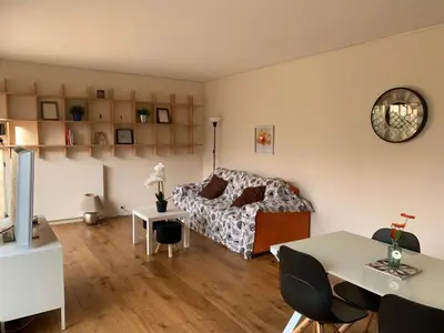 Coin salon dans l'établissement Superbe appartement 3 pièces 57 m2 avec Terrasse 33m2