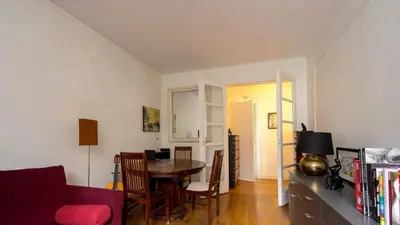 Coin salon dans l'établissement Neuilly-Sur-Seine f2 en rez de chaussée