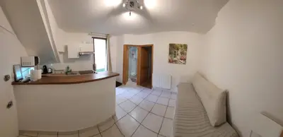 Cuisine ou kitchenette dans l'établissement Paris Malakoff Garden Apartments