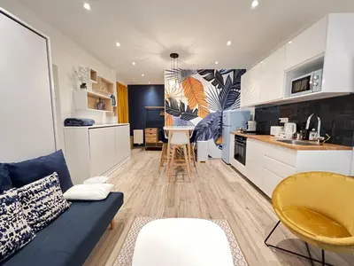 Cuisine ou kitchenette dans l'établissement THE PALM central Paris - Comfort and air conditioning in the 9th