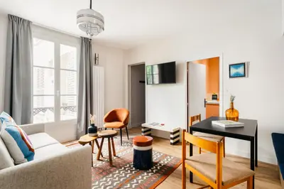 Coin salon dans l'établissement Edgar Suites Champs Elysées - Boétie