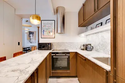 Cuisine ou kitchenette dans l'établissement Pick A Flat's Apartment in Montorgueil - Rue Saint Joseph