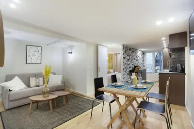 Coin salon dans l'établissement Apartment center of Paris by Studio prestige