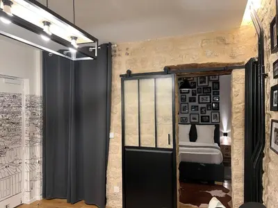 Salle de bains dans l'établissement Loft Jaures