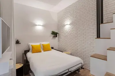 Un ou plusieurs lits dans un hébergement de l'établissement Chic Saint-Germain-des-Prés Studio for 4 - Prime location
