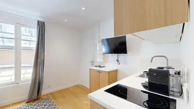 Cuisine ou kitchenette dans l'établissement 137 Suite Ella - Superb apartment in Paris.