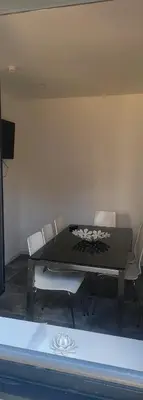 Coin salon dans l'établissement Grande OU petite maison sur 360m2 de jardin clos sans vis à vis