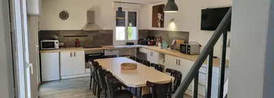 Cuisine ou kitchenette dans l'établissement Grande OU petite maison sur 360m2 de jardin clos sans vis à vis