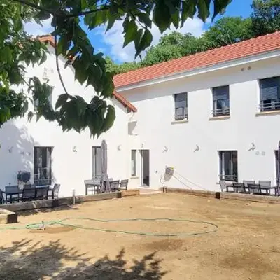 Grande OU petite maison sur 360m2 de jardin clos sans vis à vis