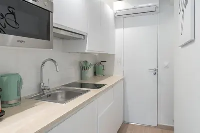 Cuisine ou kitchenette dans l'établissement Lavie Maison Paris AC Retreat